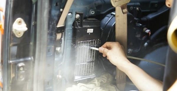 chi phí dọn điều hòa ô tô là bao nhiêu