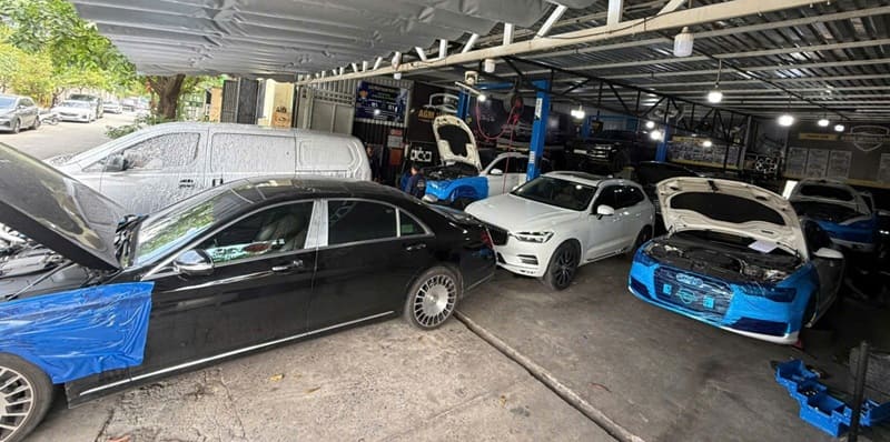 kiểm tra ga điều hòa ô tô tại tphcm ở agm workshop