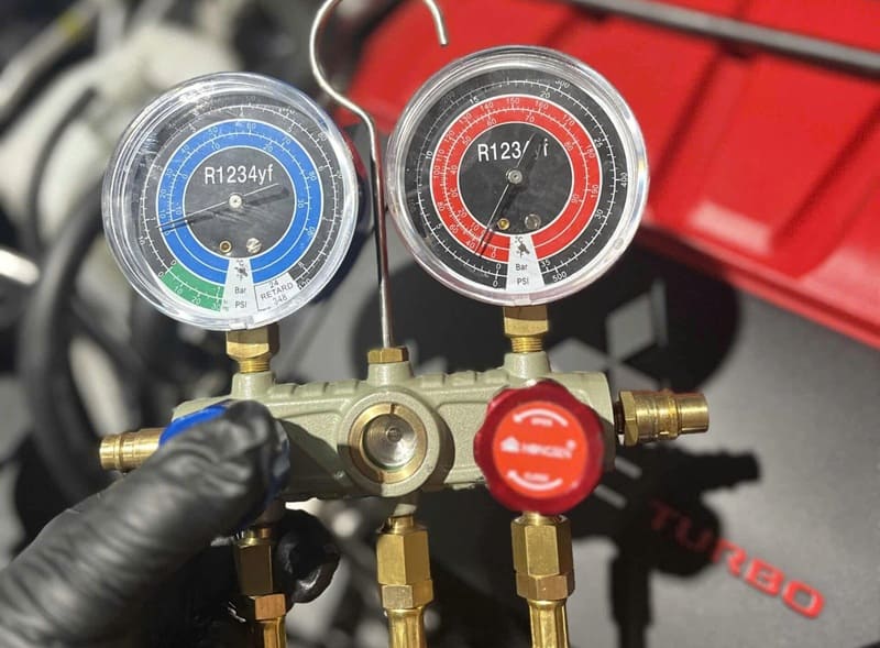 quy trình nạp ga điều hòa trên xe ô tô