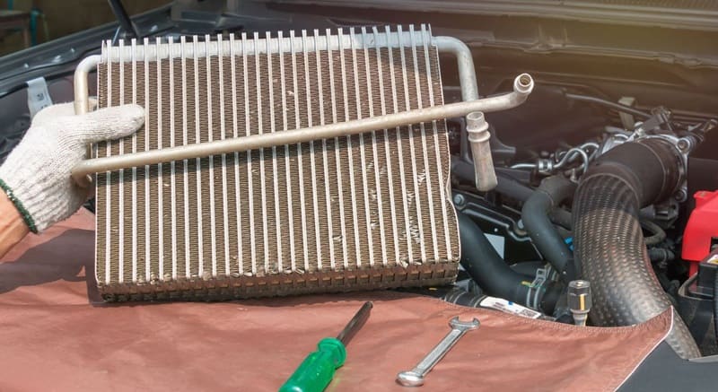 sửa điều hòa ô tô sớm khi nào